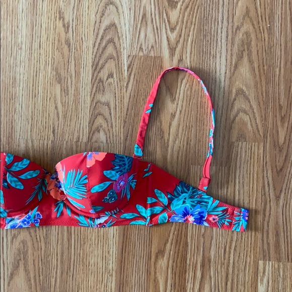 OLD NAVY Bathing Suit Top - Picture 1 of 4